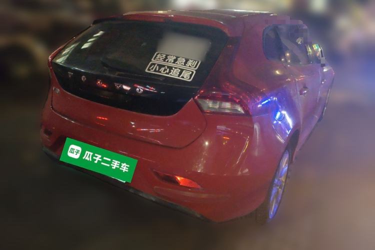 Used Volvo V40 2015 1.6T Zhiyi Edition