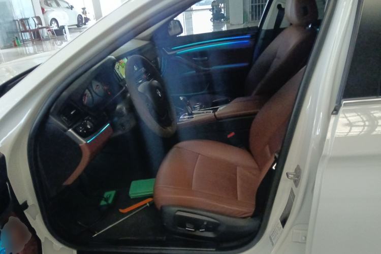 Used BMW 5 Series 2014 528Li Leading Model