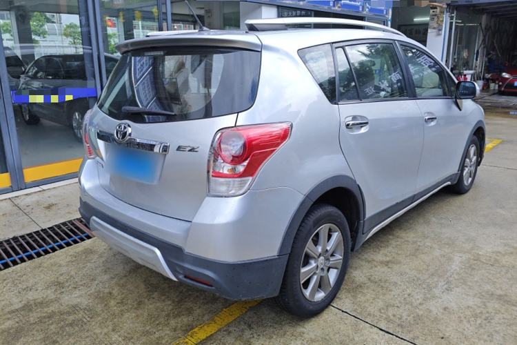 Used Toyota Verso 2015 180E CVT Crossover Edition
