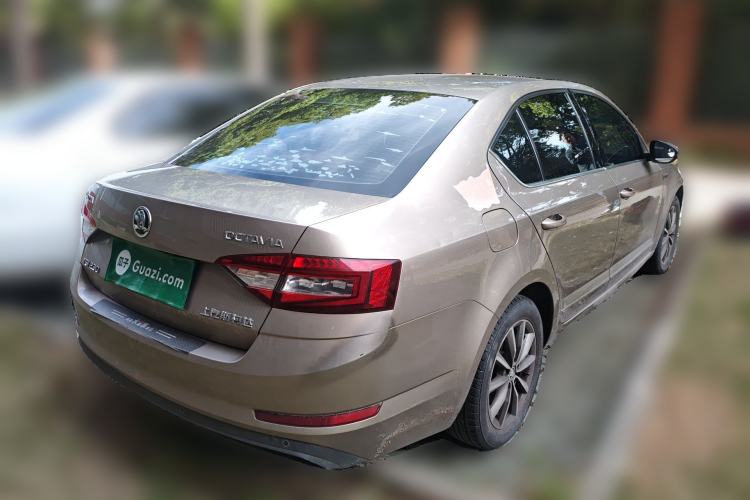 Used Skoda Octavia 2018 TSI230 DSG Comfort Edition Rear Right 45 Deg