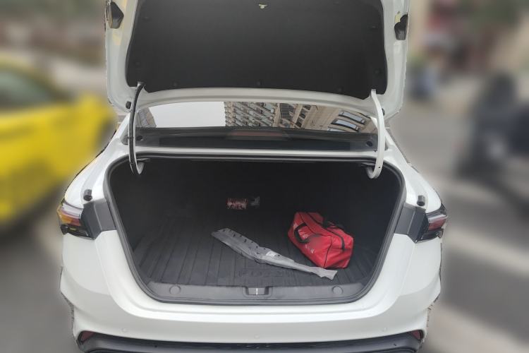 Used Geely Auto Emgrand 2023 4th Generation Champion Edition 1.5L CVT Luxury Model