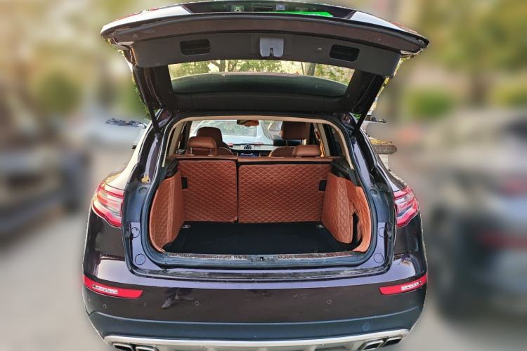 Used Zotye SR9 2017 2.0T Automatic Ultimate Edition
