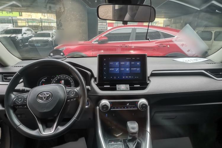 Used Toyota RAV4 2021 Revised Version Dual-Motor Hybrid 2.5L E-CVT 4x4 Elite PLUS Edition Center Console