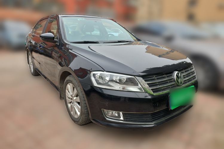 Used Volkswagen Lavida 2013 Restyled Classic 1.6L Manual Comfort Edition