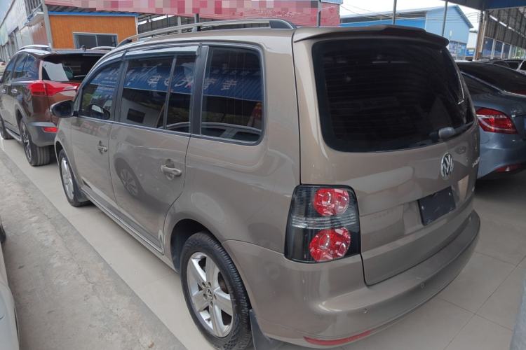 Used Volkswagen Touran 2015 1.4T DSG Comfort Edition 5 Seats
