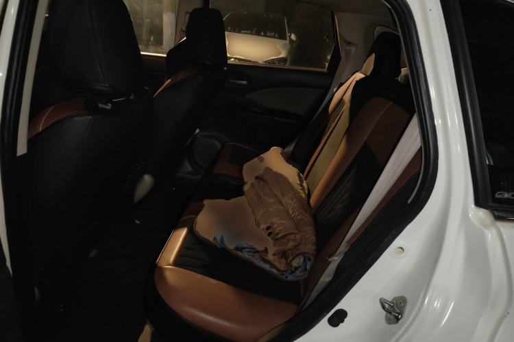 Used Honda CR-V 2012 2.0L two-wheel drive urban version
