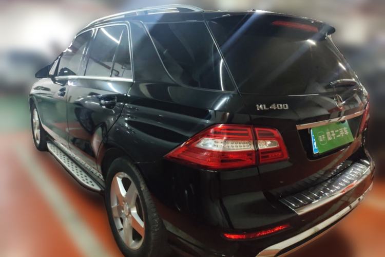 Used Mercedes-Benz M-Class 2014 ML 400 4MATIC Luxury Model Rear Left 45 Deg