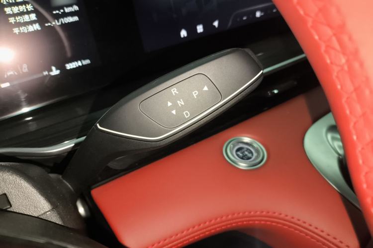 Used EXEED Stellar 2023 400T Two-Wheel Drive Comfort Flyfish Edition