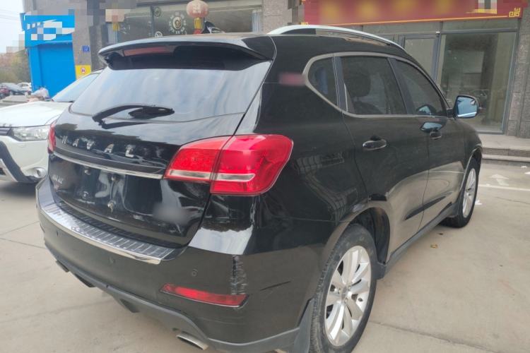 Used Haval H2 2016 Red Label 1.5T Manual Two-Wheel Drive Elite Model
