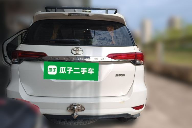 Used Toyota Fortuner  Rear