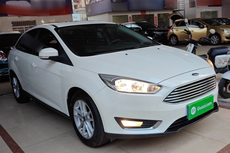 Used Ford Focus 2015 Sedan 1.6L Automatic Trend Model Exterior 1