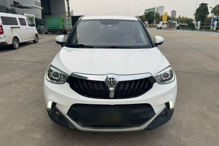 Used Brilliance V3 2015 1.5T Automatic Elite Model Exterior 1