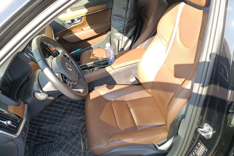 Used Volvo S90 2020 T5 Zhiyi Luxury Edition