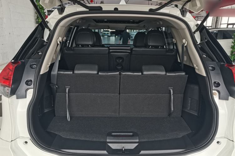 Used Nissan X-Trail 2020 2.0L XL ITS 3-Row CVT 2WD SmartConnect 7-Seater Comfort Edition
