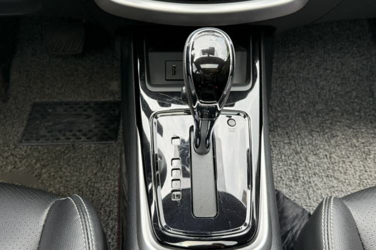 Used Nissan Tiida 2021 1.6L CVT Smart Drive Edition Gear Lever