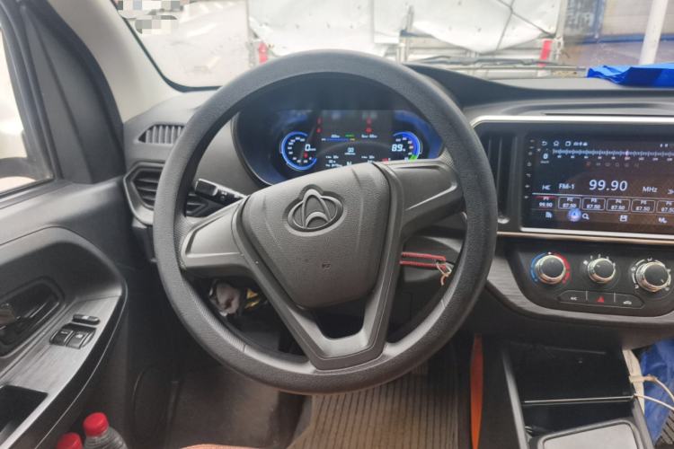 Used CHANGAN KAICHENG Ruixing EM80 2025 Model Elite 6-Seater 300 km Hinged Doors Steering Wheel