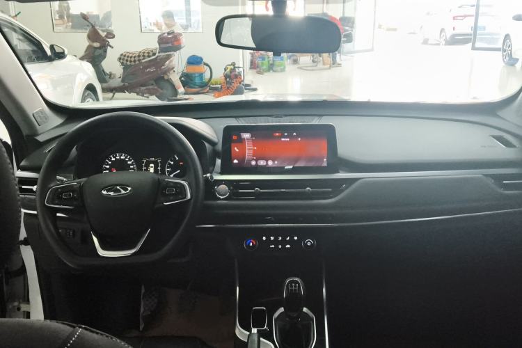 Used Chery Tiggo 5x 2020 1.5L Manual Urban Edition Center Console