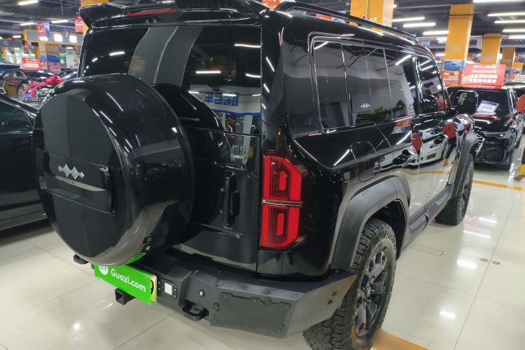 Used Formula Leopard 5 2023 Cloud Ride Flagship Edition
