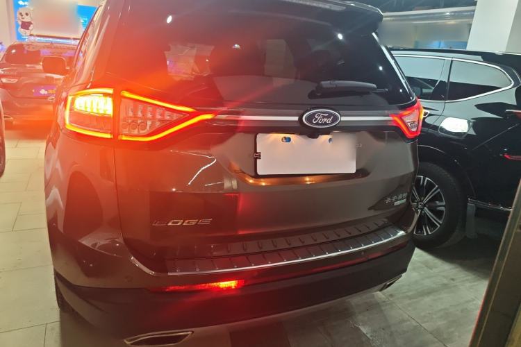 Used Ford Edge 2018 EcoBoost 245 Two-Wheel-Drive Titanium 7-Seater China VI Standard