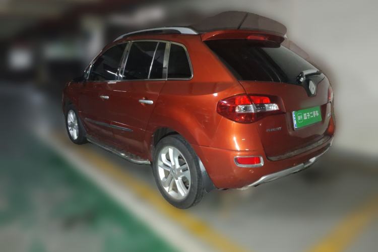 Used Renault Koleos 2010 2.5L 4x4 Luxury Version
