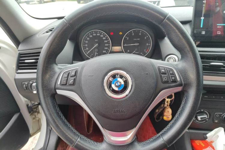 Used BMW X1 2014 sDrive18i Fashion Model
