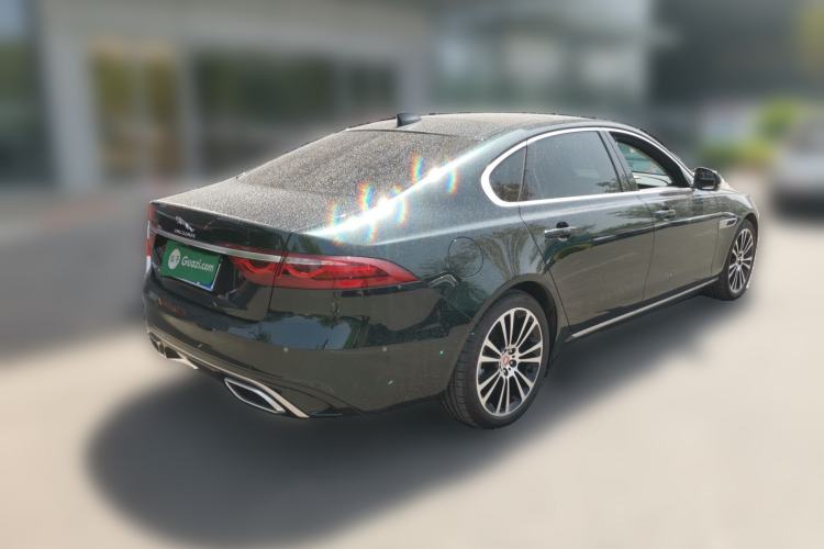 Used Jaguar XFL 2025 Model—2.0T P250, Two-Wheel Drive, Premium Luxury Edition

