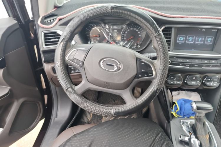 Used GAC Trumpchi GS4 2015 200T G-DCT Luxury Edition Steering Wheel