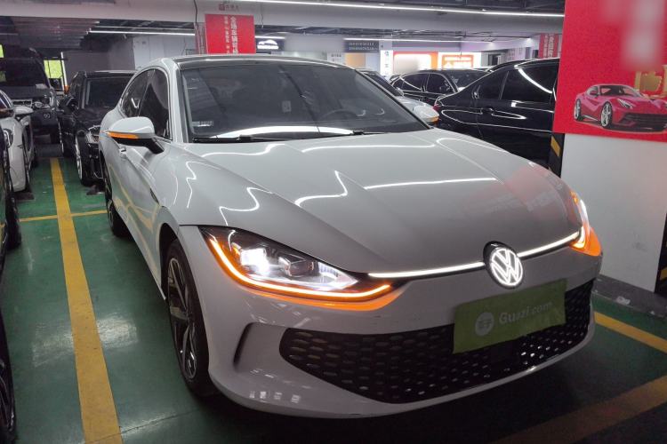 Used Volkswagen Lamando 2023 Lavida L 280TSI DSG Cool & Spicy Edition Front Right 45 Deg