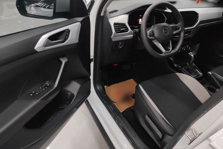 Used Volkswagen Tacqua 2023 200TSI DSG Joy-Connect Edition