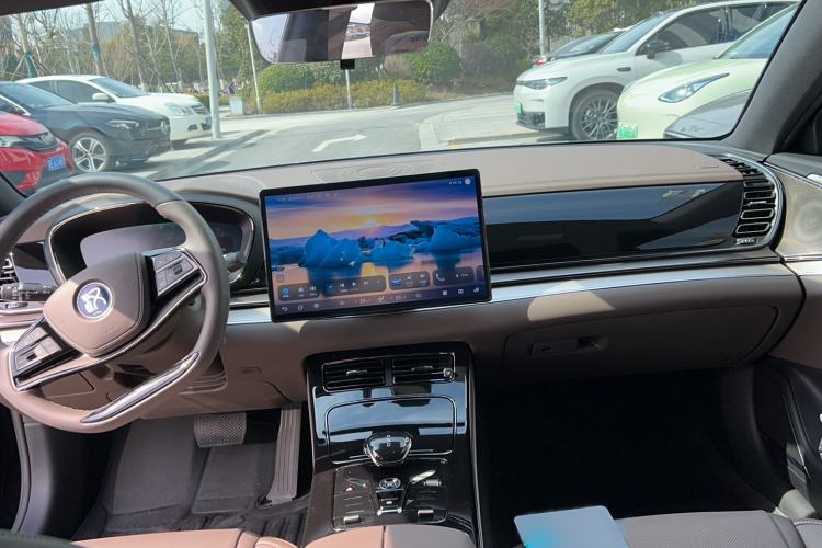 Used BYD Han 2024 DM-i Glory Edition 121KM Elite Model