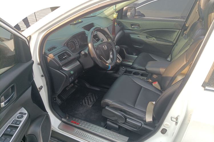 Used Honda CR-V 2016 2.0L two-wheel drive Urban Edition
