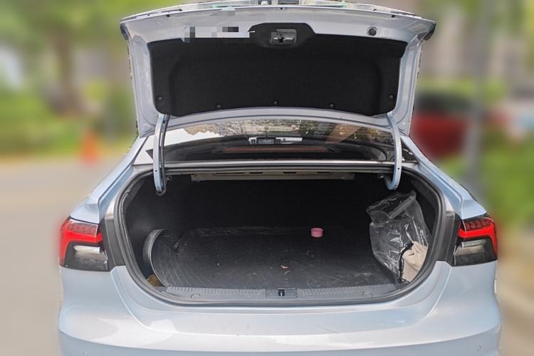 Used Rising ER6 2020 620 km Smart Edition
