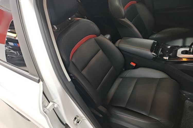 Used MG 5 2021 300TGI DCT Elegant Luxury Edition Right Front Seat