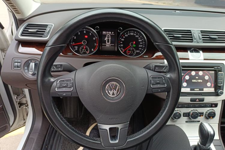 Used Volkswagen Magotan 2012 Travel Edition 2.0 TSI Comfort Version
