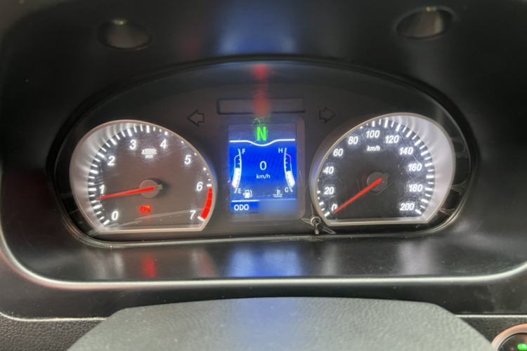 Used HYOSOW H2 2015 1.5L AMT Luxury Version BJ415C
