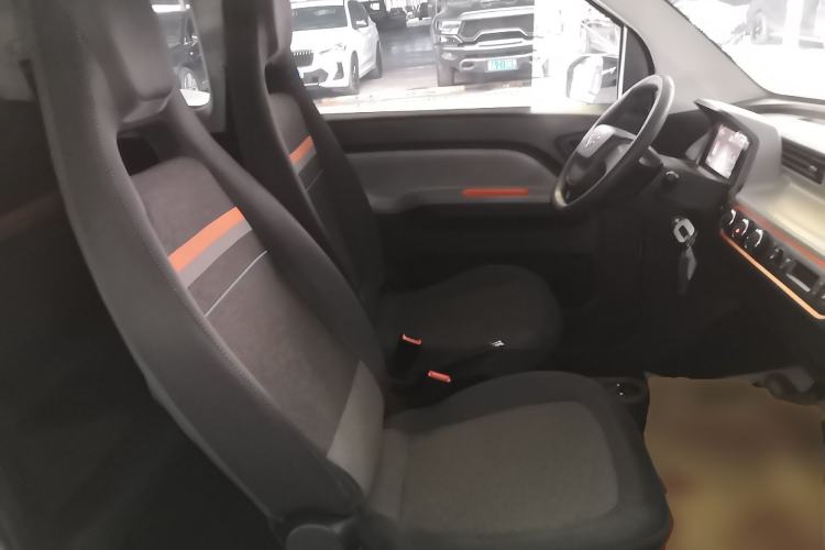 Used Wuling Hongguang MINIEV 2022 Zizai Version Lithium Iron Phosphate Right Front Seat