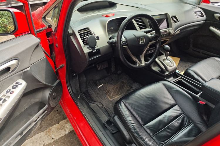 Used Honda Civic 2009 1.8L automatic luxury edition Driver Seat