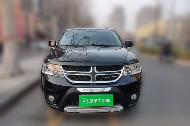 Used Dodge Journey 2013 2.4L Two-Wheel Drive Luxury Version
