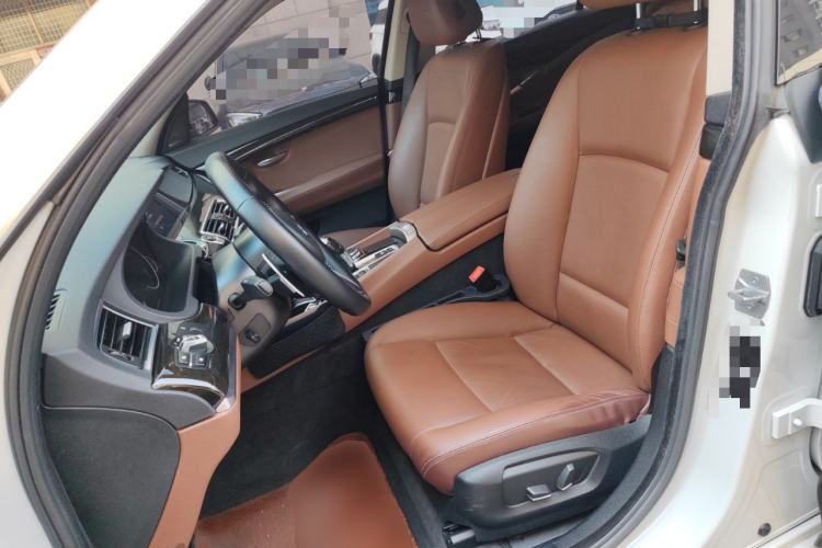 Used BMW 5 Series GT 2017 528i Leading Model