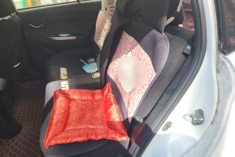 Used Toyota YARiS L Zhi Xuan 2015 1.5E Automatic Charm Edition