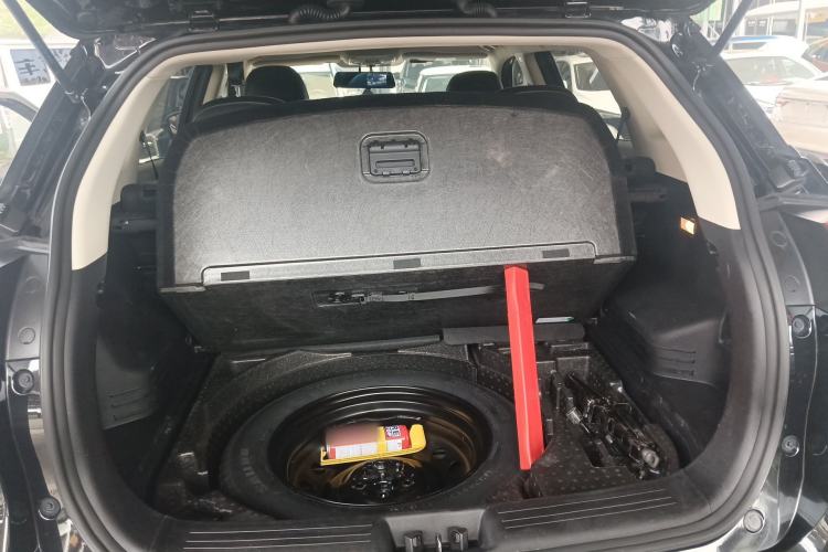 Used Geely Auto Emgrand X7 Sport 2020 1.8TD DCT Two-Wheel Drive Smart Connect 4G-Enabled Version Trunk