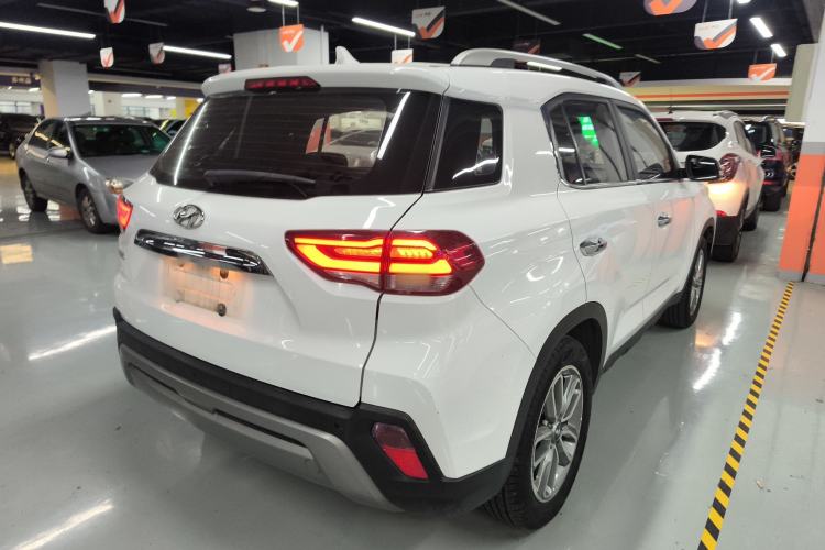 Used Hyundai ix35 2019 2.0L Automatic 2WD Zhiyong·Changxiang Edition China V Standard Rear Right 45 Deg