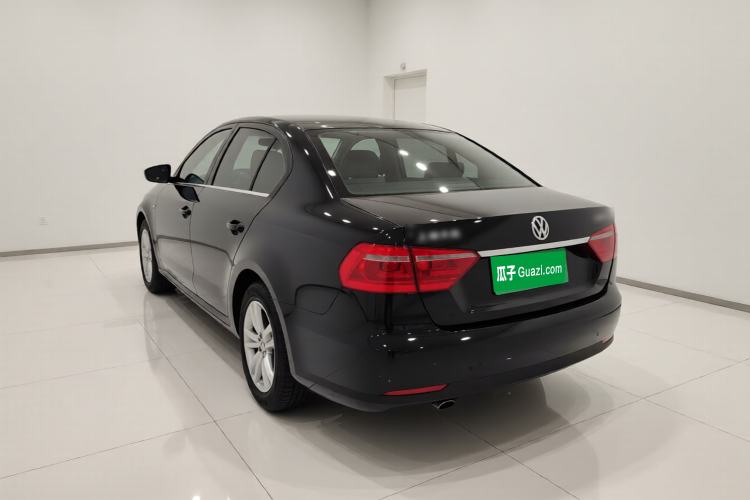 Used Volkswagen Lavida 2013 Revised Classic 1.6L Manual Fashion Edition
