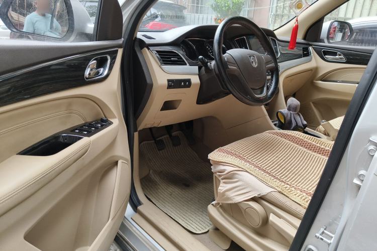 Used Baojun 730 2016 1.5L Manual Comfort Version 7 Seats China V Emission Standard