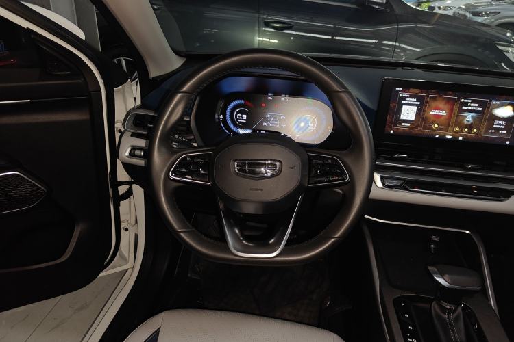 Used Geely Auto Emgrand 2022 4th Generation 1.5L CVT Flagship Model Steering Wheel