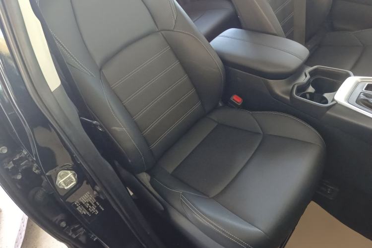 Used Toyota Wildlander 2022 2.0L CVT Two-Wheel Drive Luxury Edition
