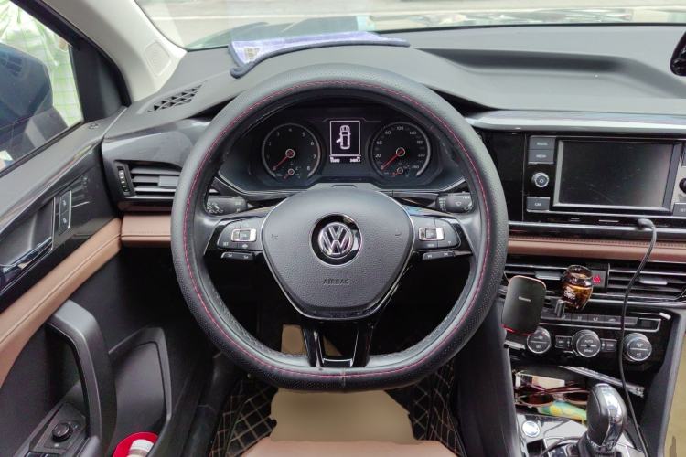 Used Volkswagen Tharu 2019 280TSI Two-Wheel Drive Comfort Edition China V Standard Steering Wheel