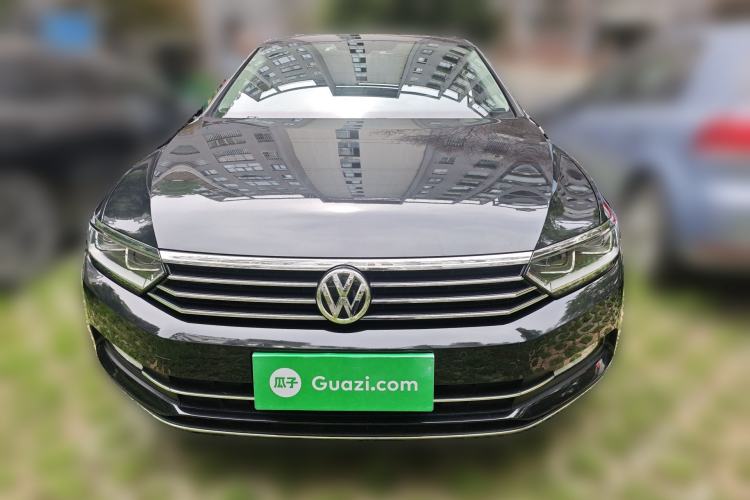 Used Volkswagen Magotan 2017 330TSI DSG Luxury Model
