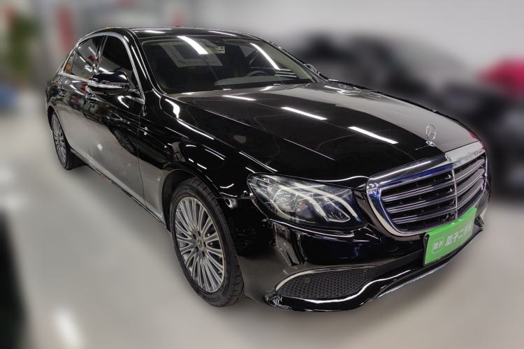 Used Mercedes-Benz E-Class 2019 Facelifted E 300 L Stylish Version Front Right 45 Deg