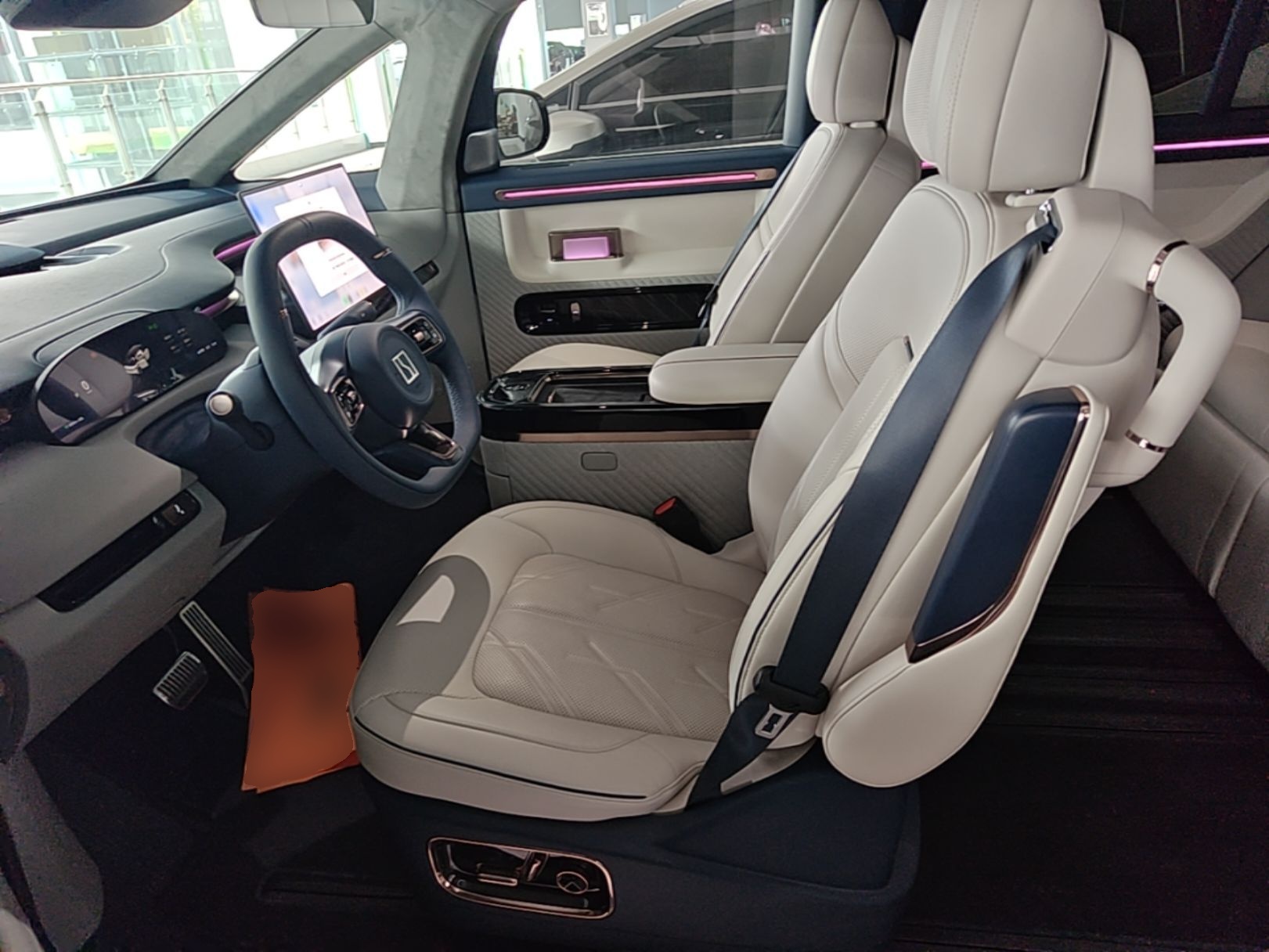 Zeekr MIX 2025 Long-Range Intelligent Driving Edition — снимка 17